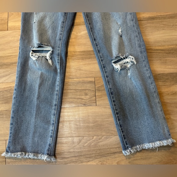 KENDALL+KYLIE The Icon High Rise Straight Jeans. Size 5/27 - Picture 2 of 9